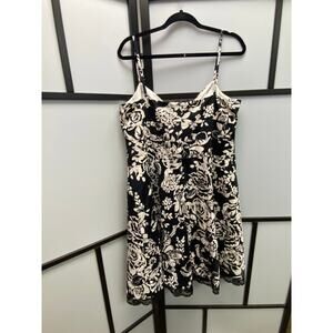 NWOT Black and White Lace Dress Size Large